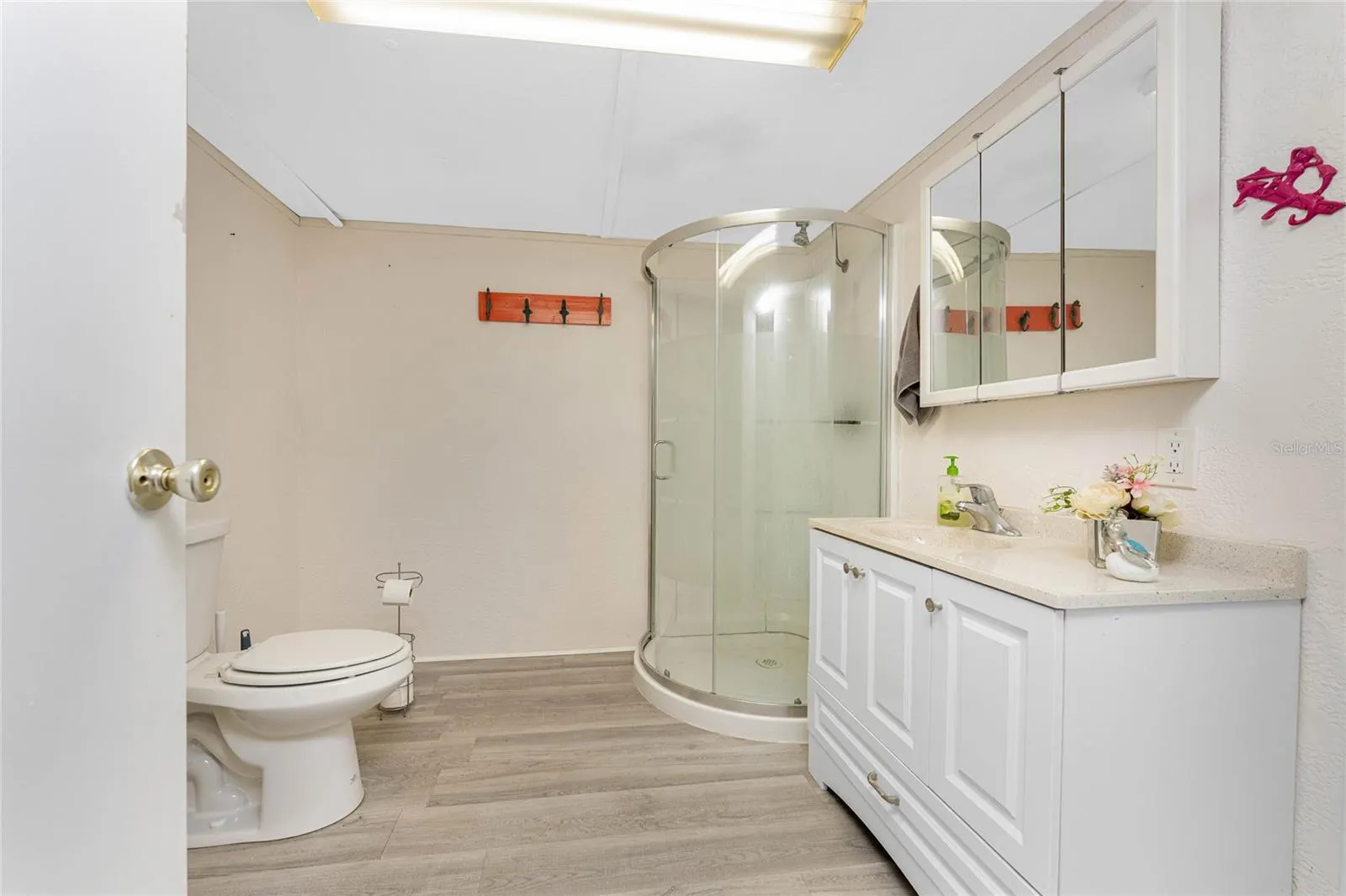 315 CALLE LIANA
