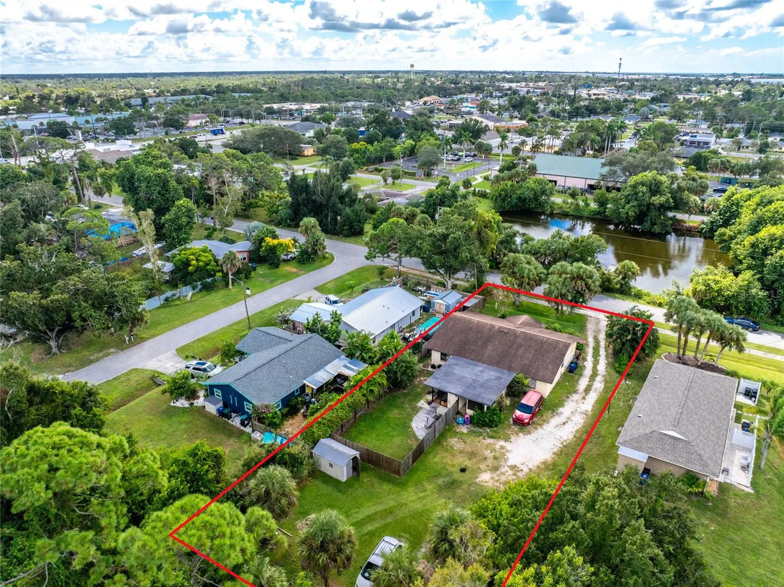 120 W PERRY LN