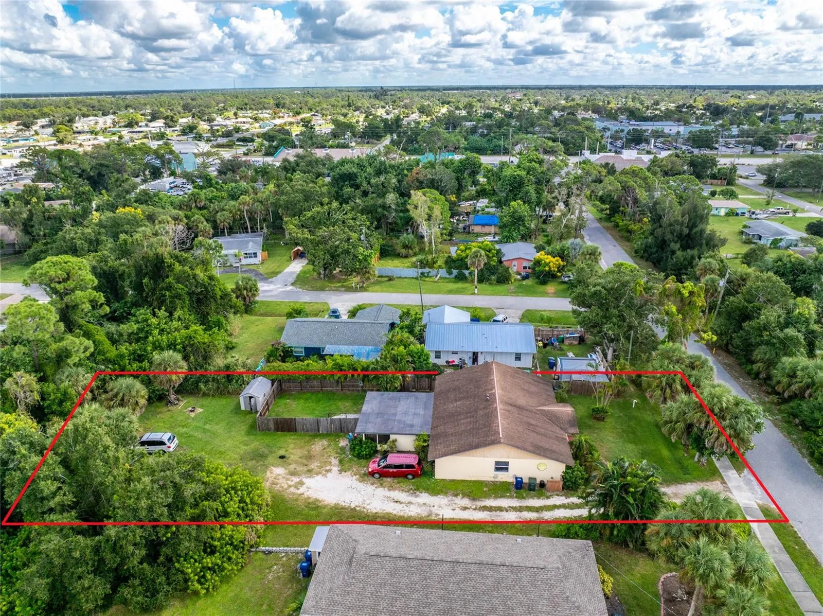 120 W PERRY LN