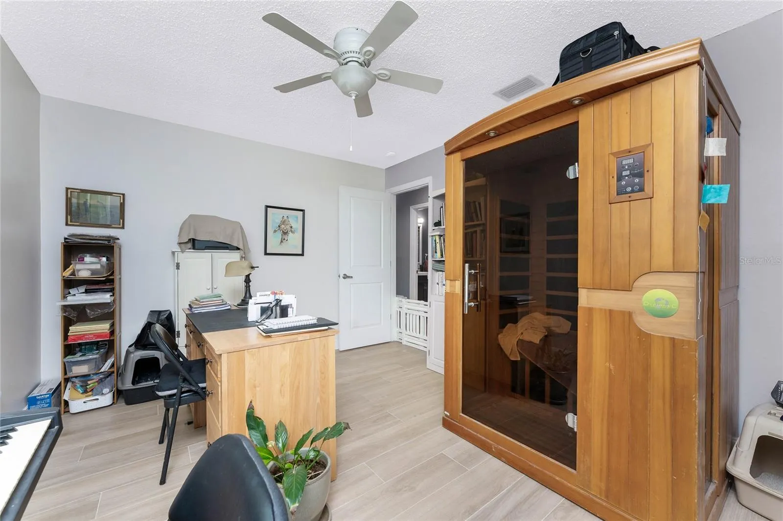 786 CARLA DR