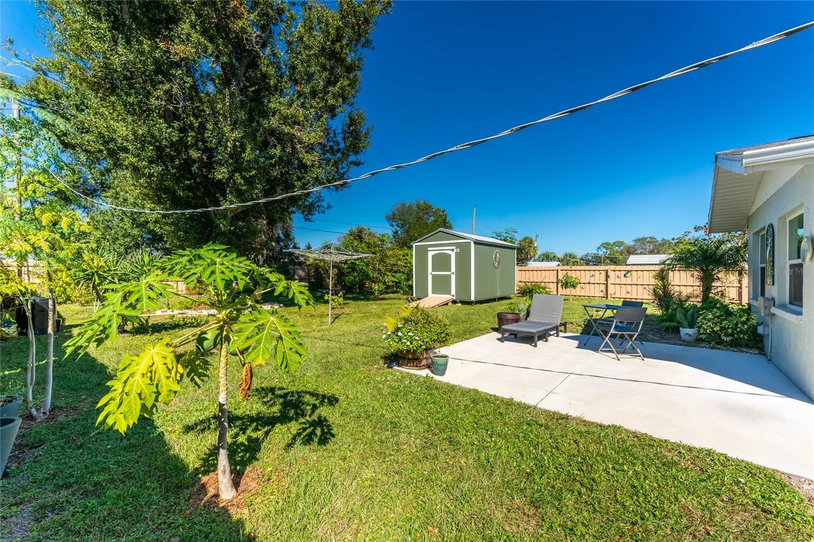 786 CARLA DR