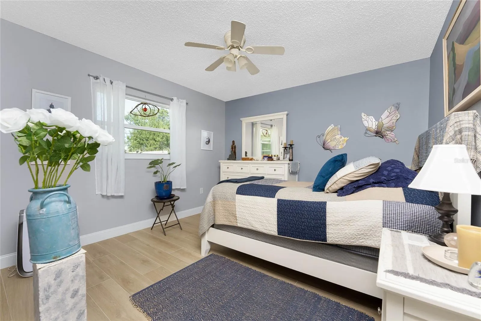 786 CARLA DR