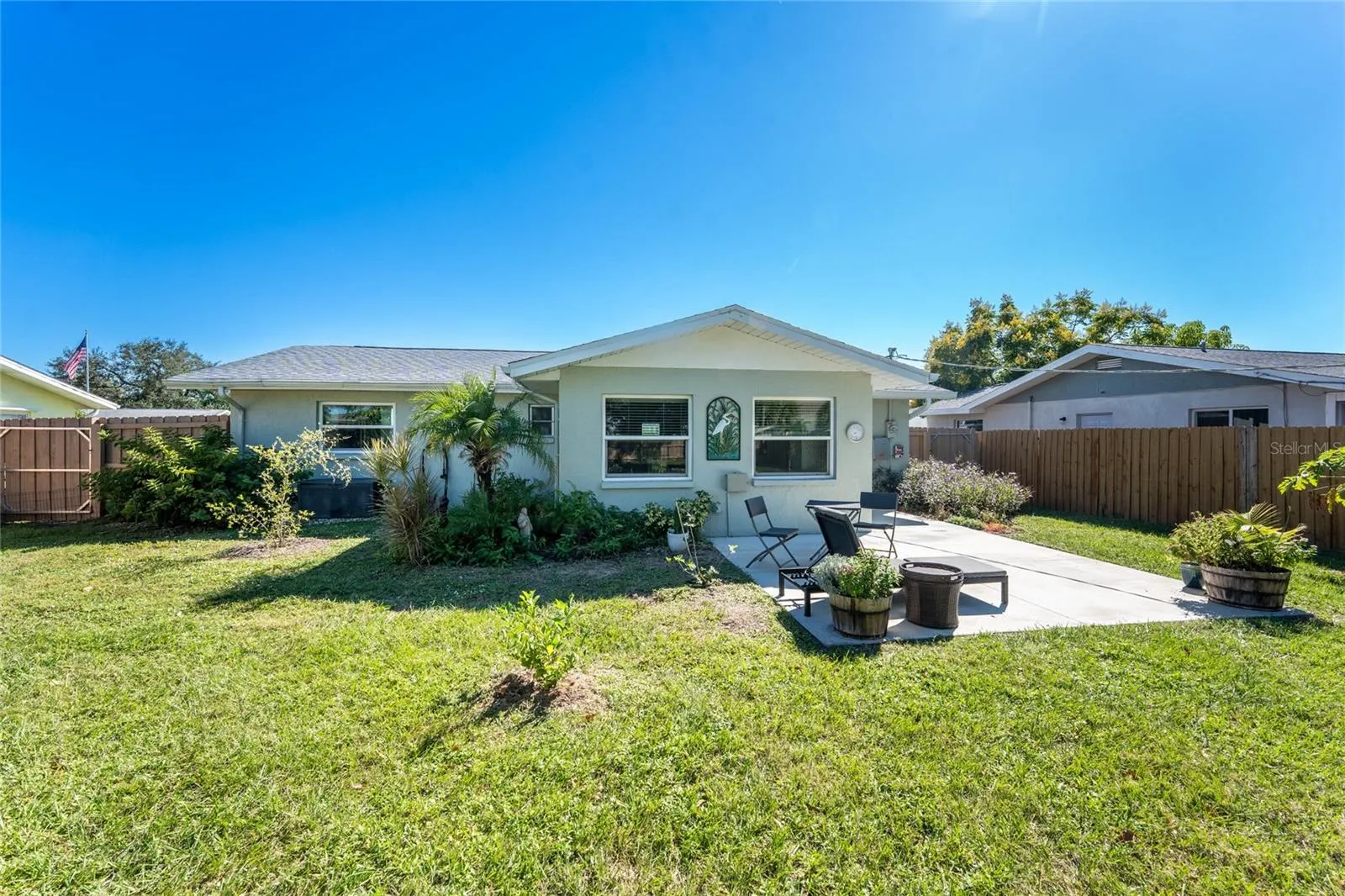 786 CARLA DR