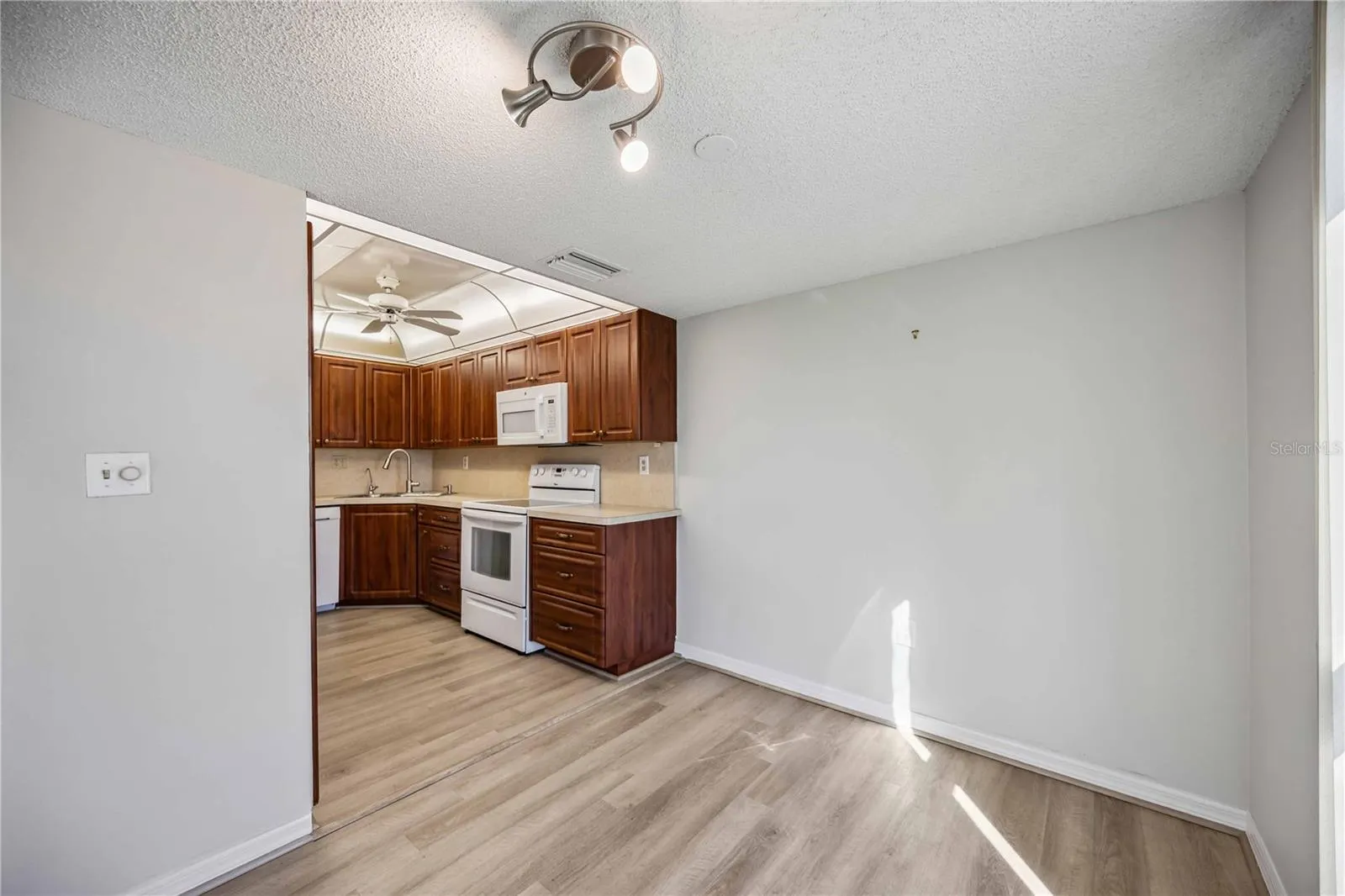 25188 MARION AVE #C206, #C206