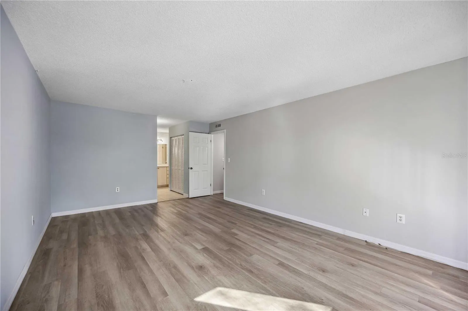 25188 MARION AVE #C206, #C206