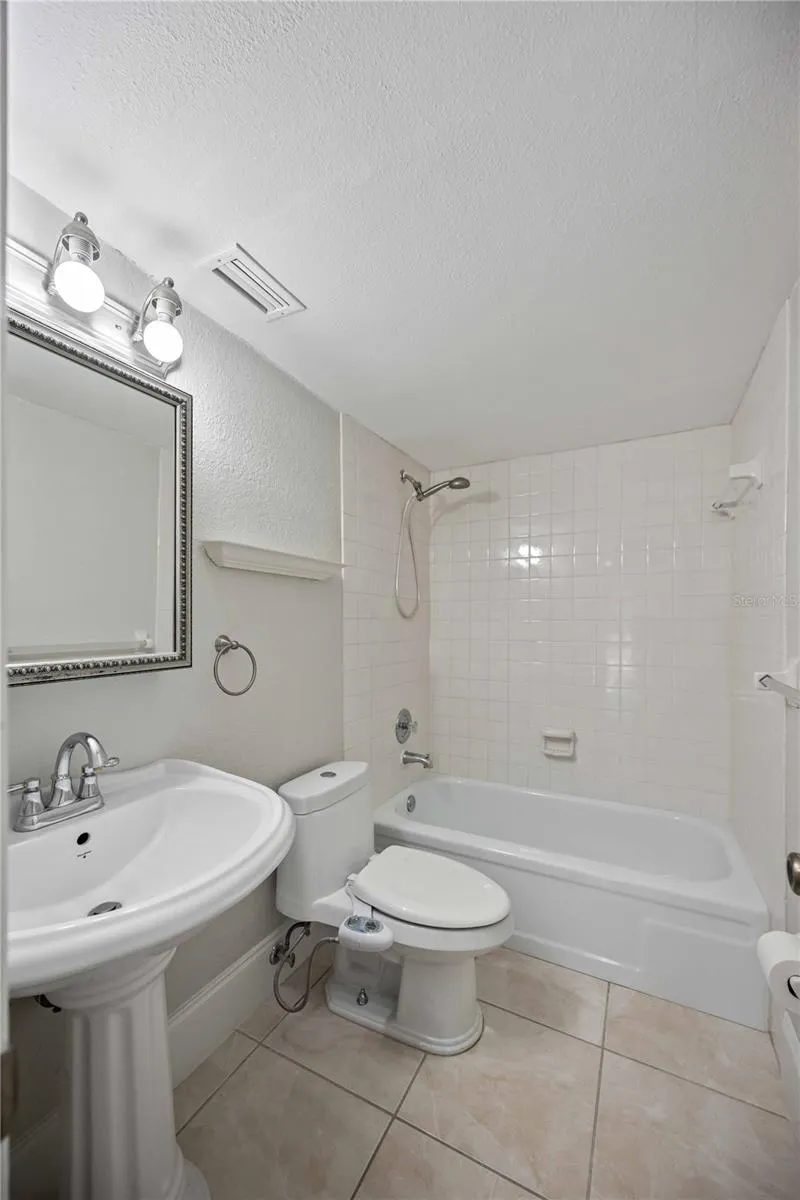 25188 MARION AVE #C206, #C206