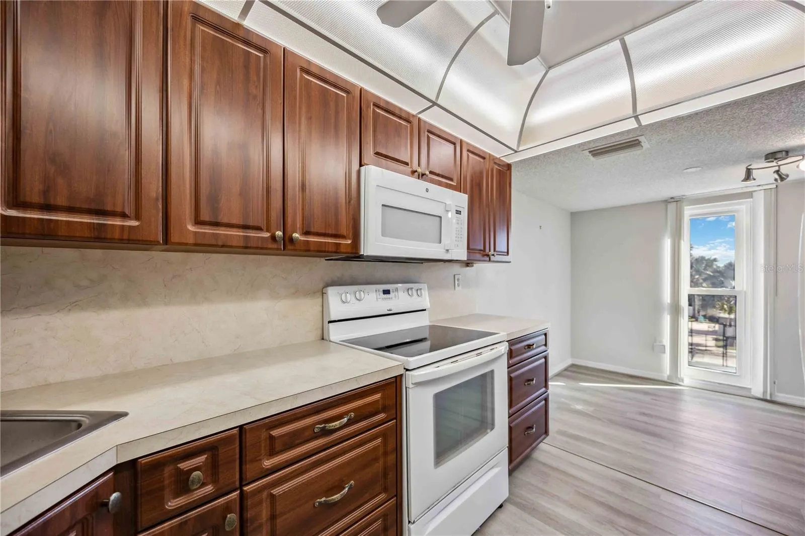 25188 MARION AVE #C206, #C206