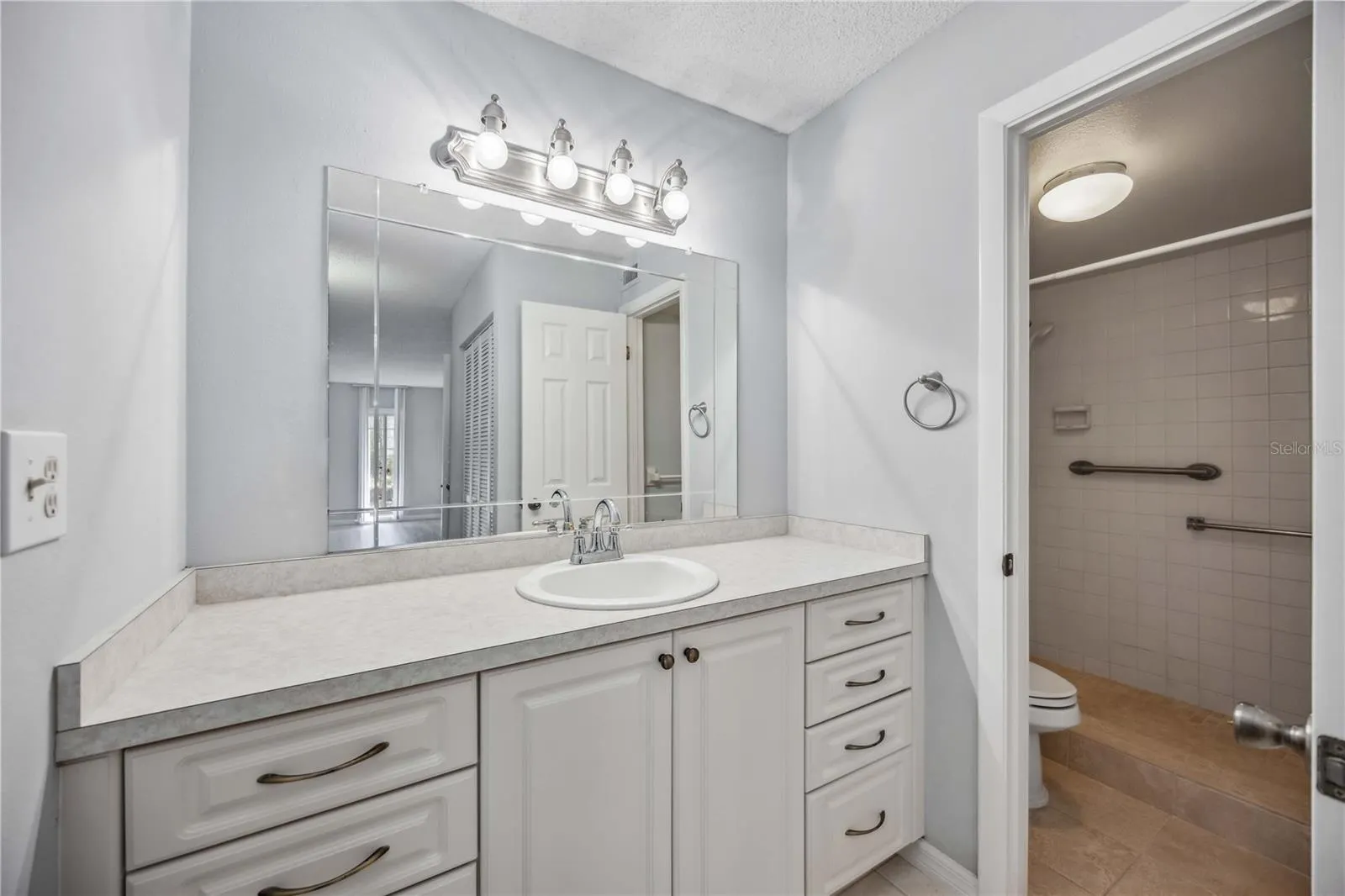 25188 MARION AVE #C206, #C206