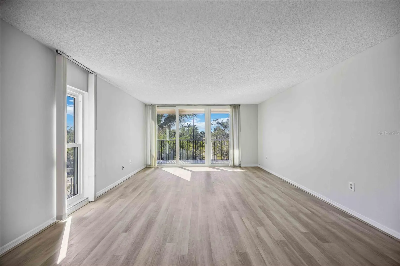25188 MARION AVE #C206, #C206