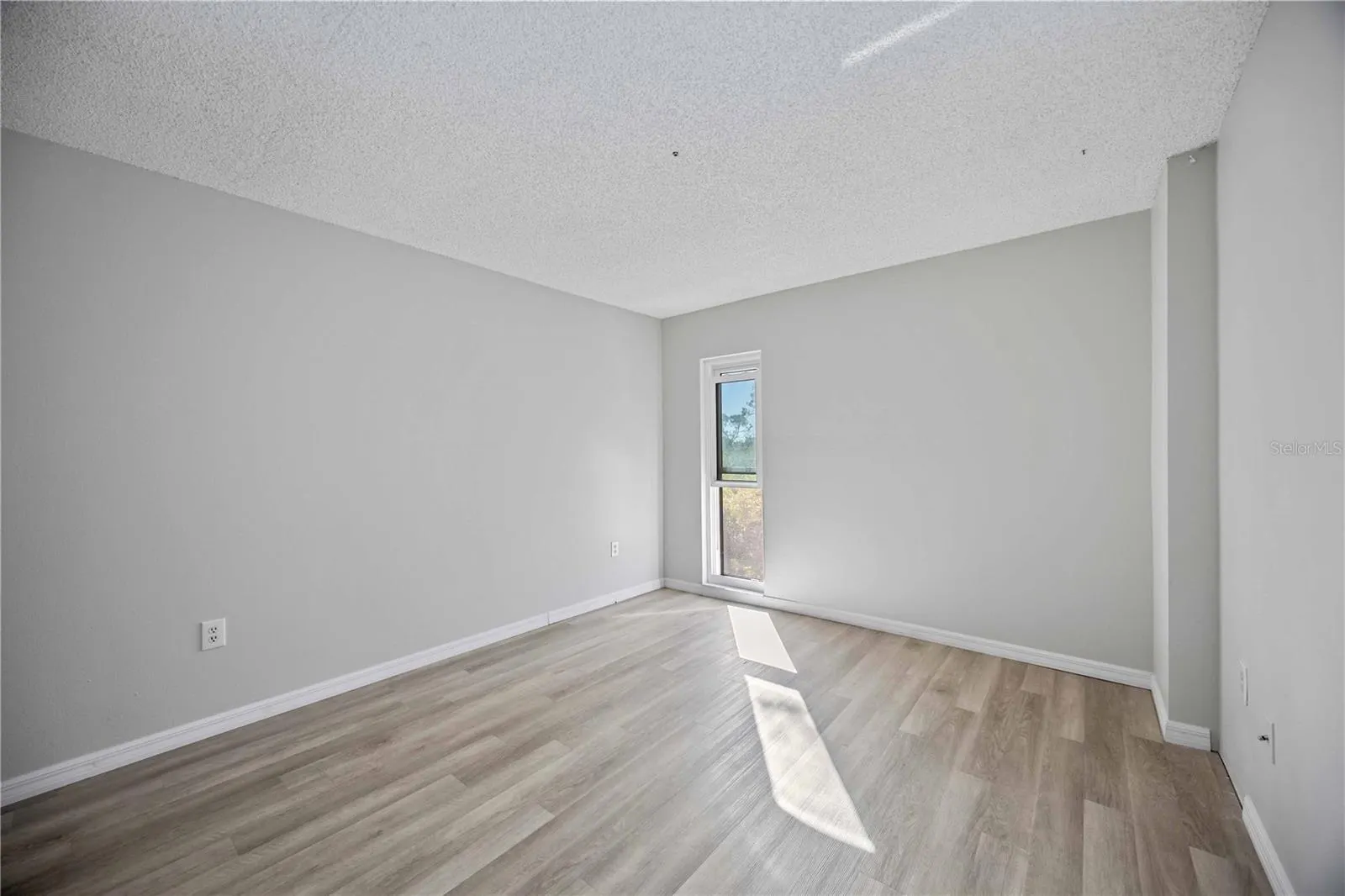 25188 MARION AVE #C206, #C206