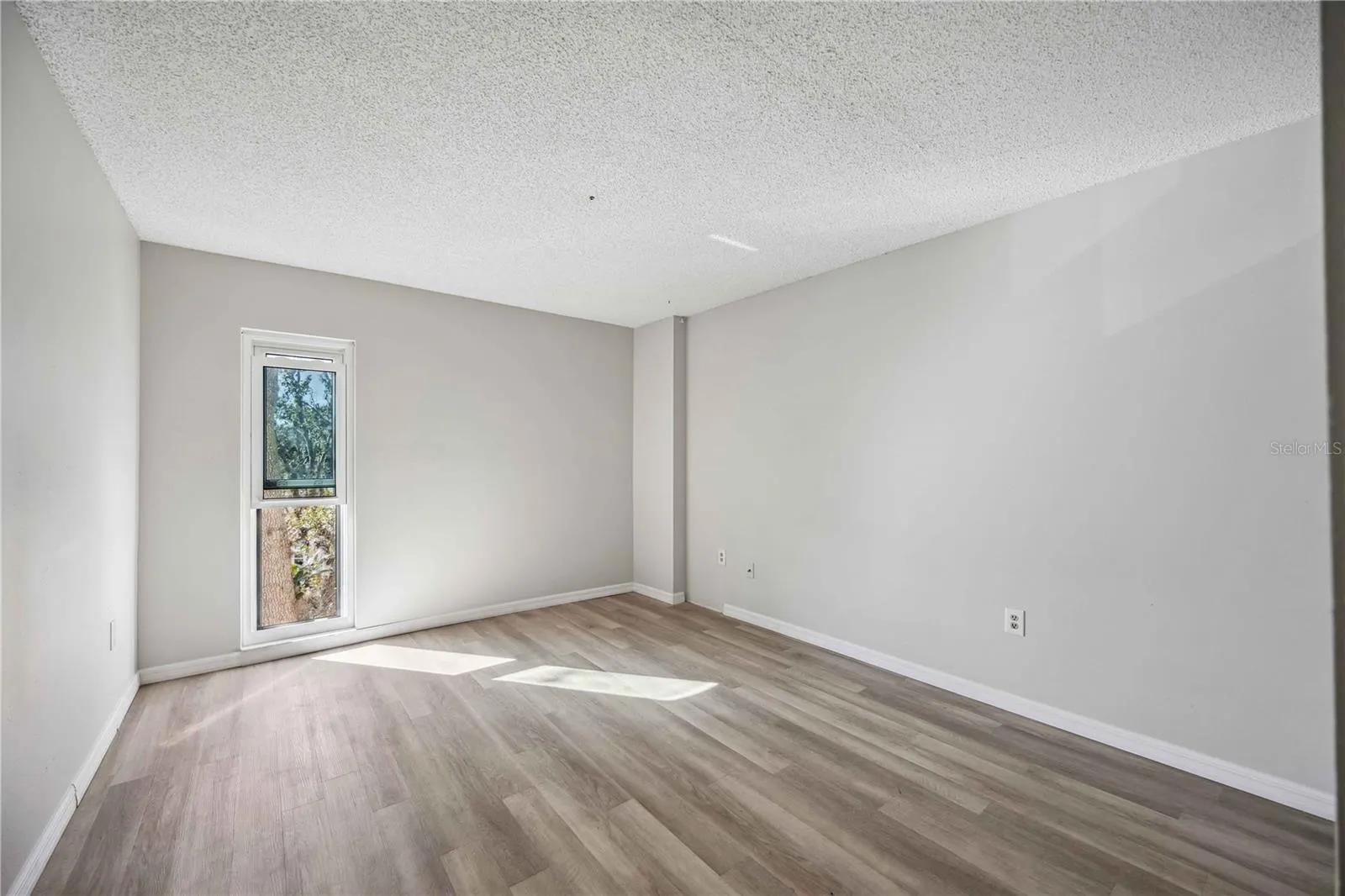 25188 MARION AVE #C206, #C206
