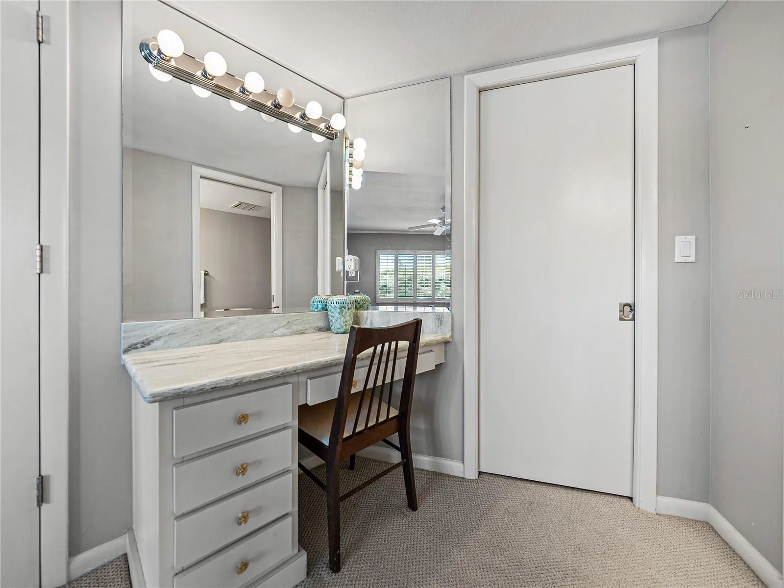 5700 GULF SHORES DR #B-137, #B-137