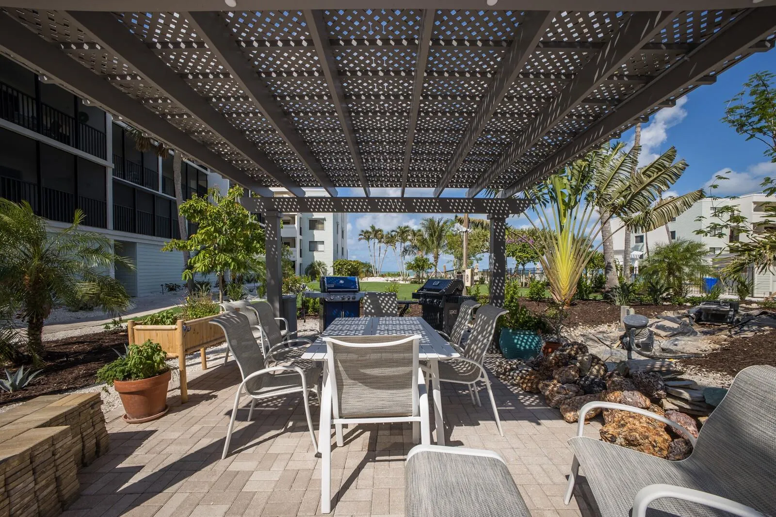 5700 GULF SHORES DR #B-137, #B-137