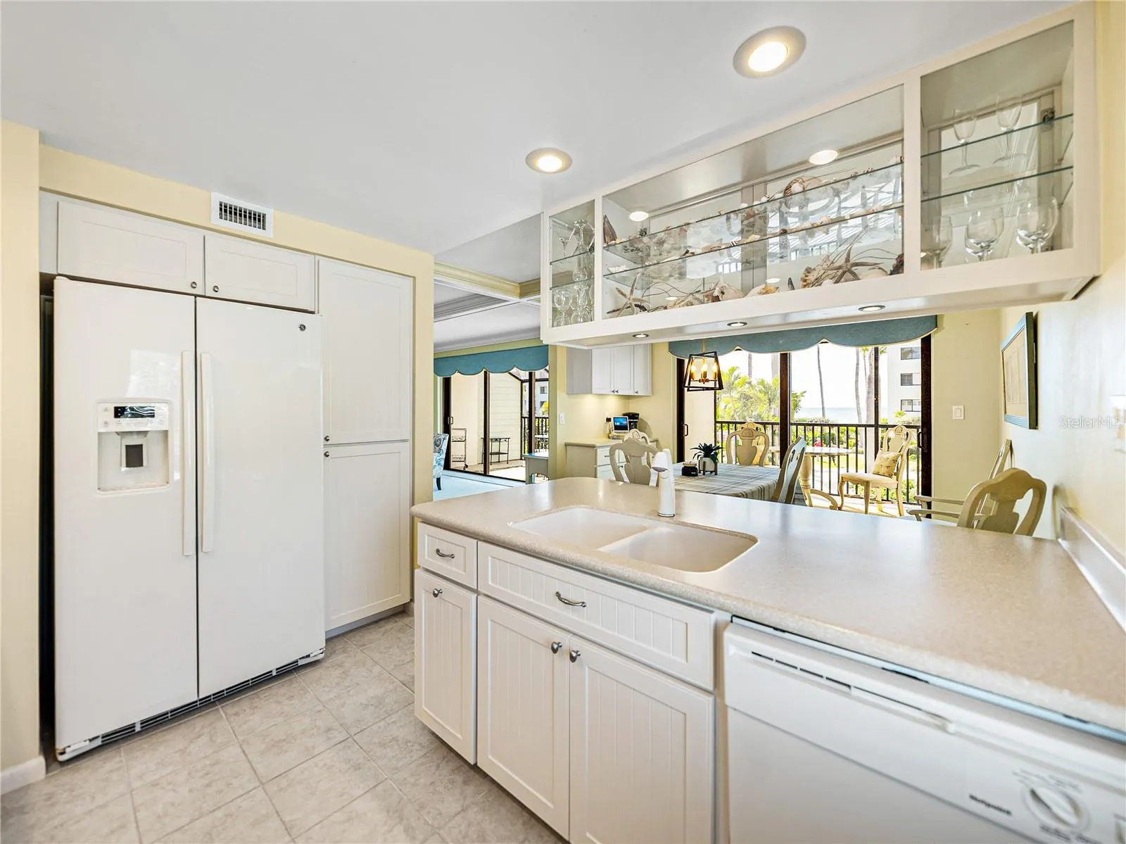 5700 GULF SHORES DR #B-137, #B-137