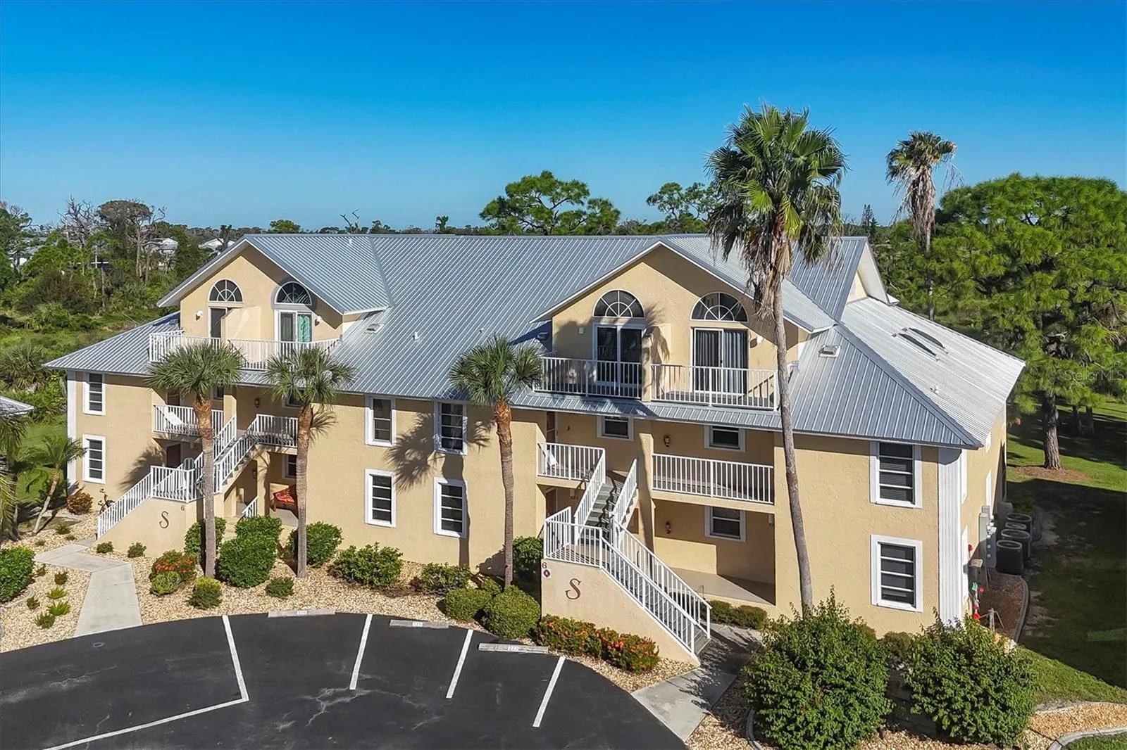 6610 GASPARILLA PINES BLVD #125, #125