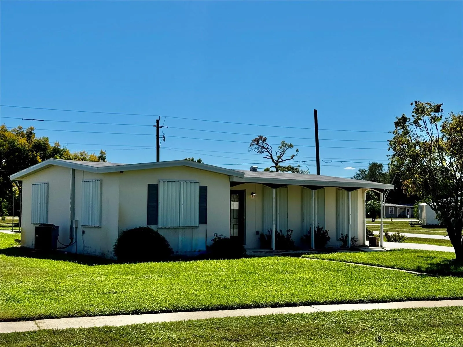 22163 LASALLE RD