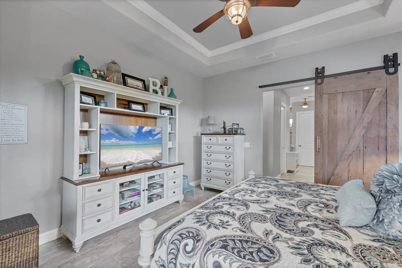 9241 SANTA LUCIA DR