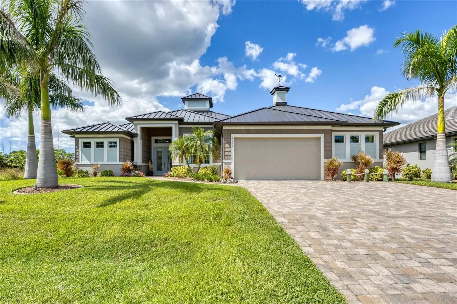 9241 SANTA LUCIA DR