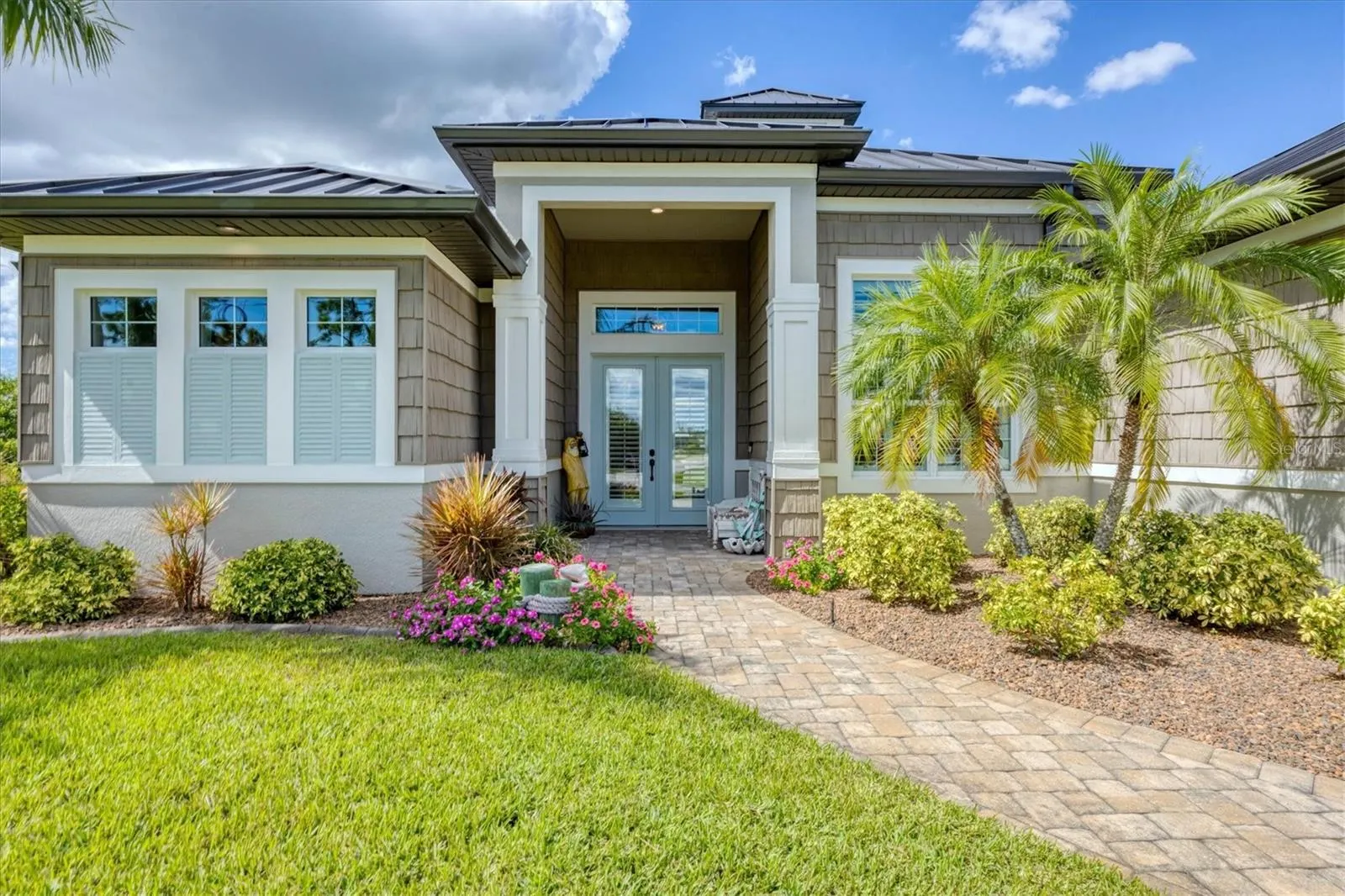 9241 SANTA LUCIA DR