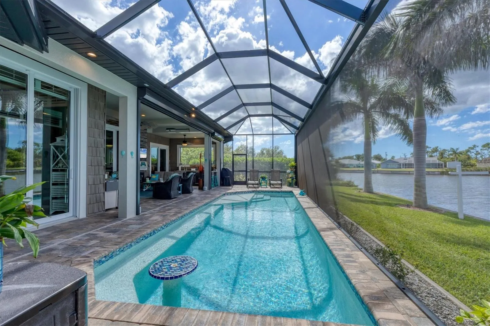 9241 SANTA LUCIA DR
