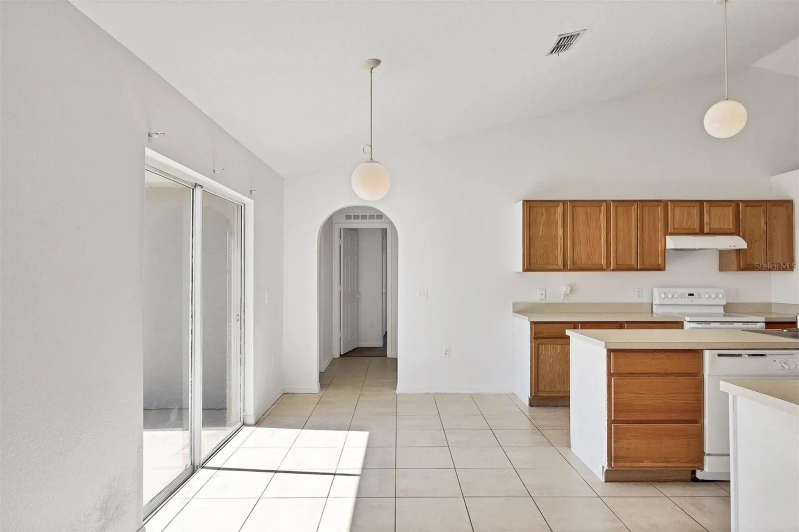 14119 CHAMBERSBURG AVE