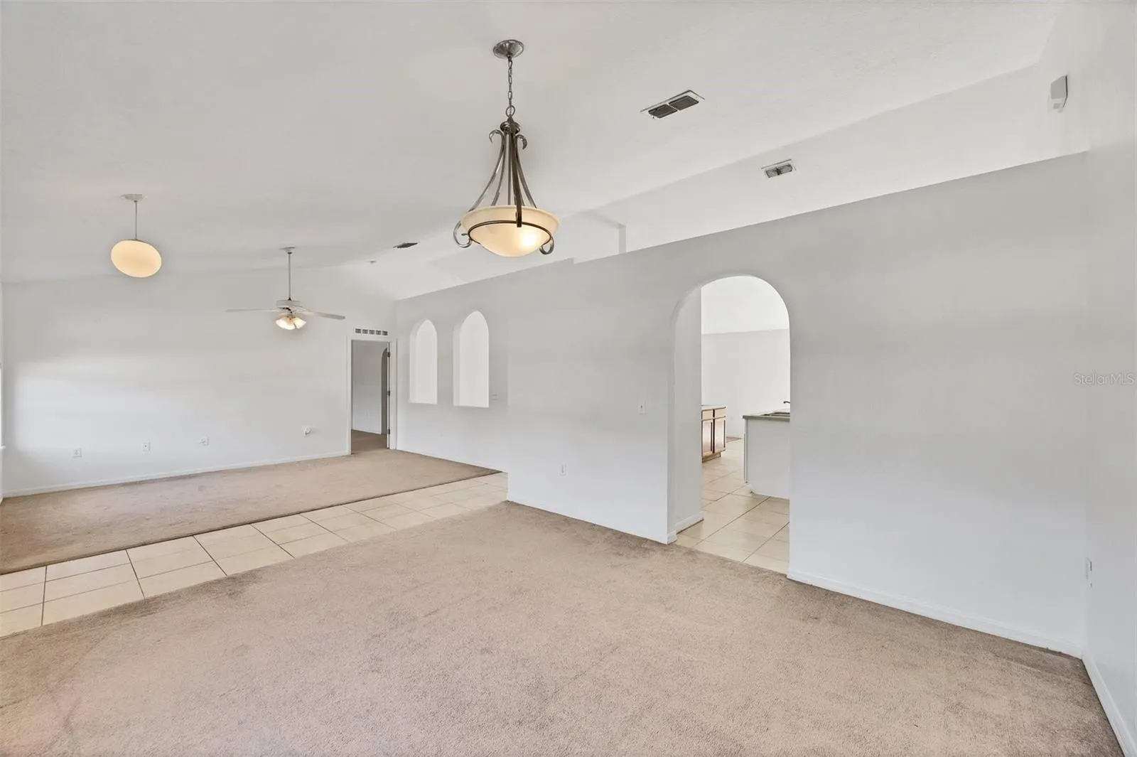 14119 CHAMBERSBURG AVE