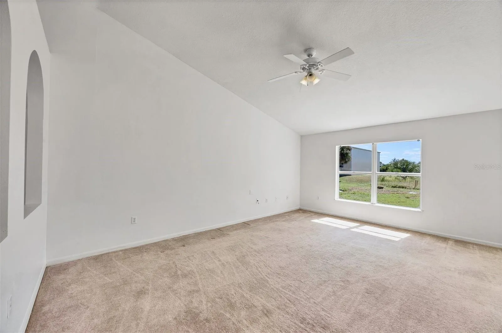 14119 CHAMBERSBURG AVE