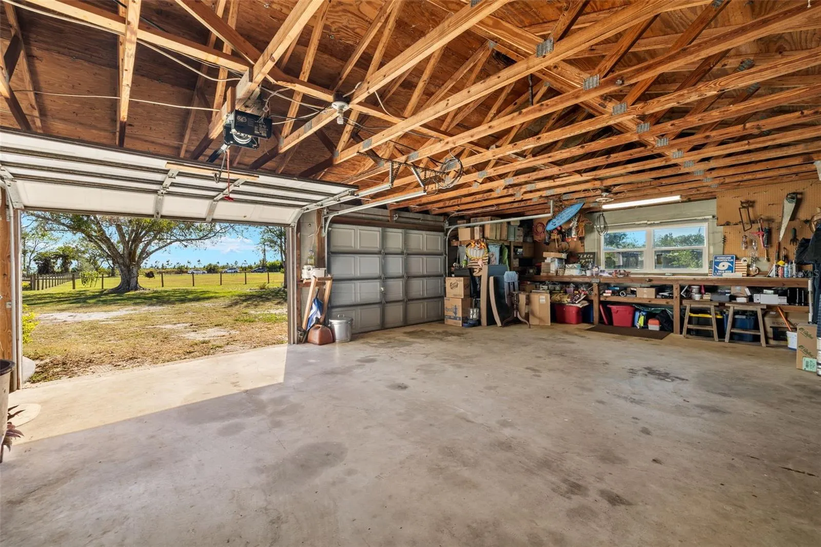2222 SE MCCLELLAND DRIVE