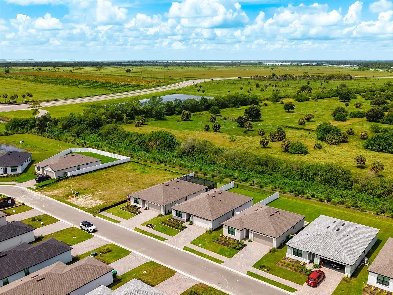 1211 CALOOSA COVE DR