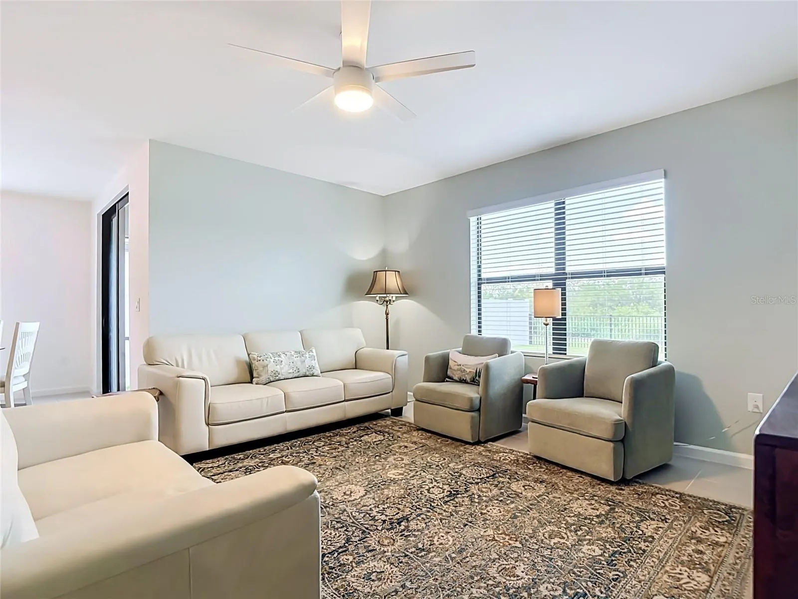 1211 CALOOSA COVE DR