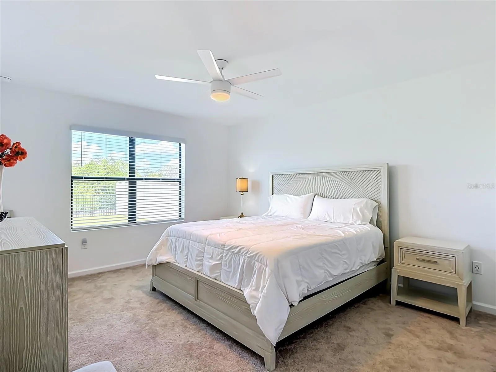 1211 CALOOSA COVE DR