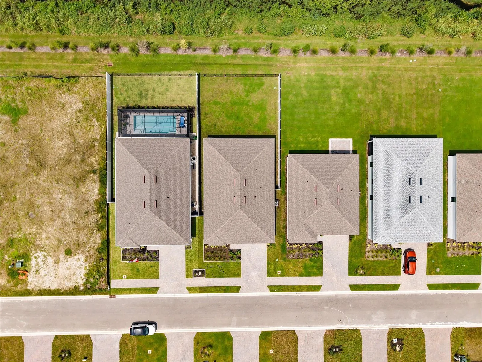 1211 CALOOSA COVE DR