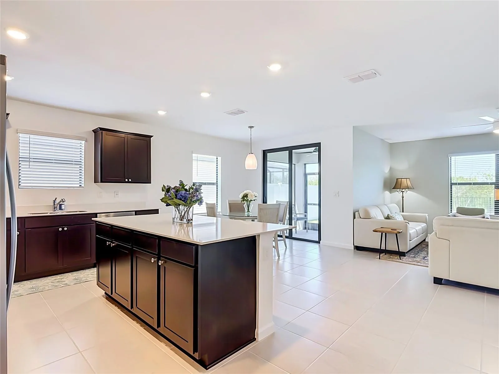 1211 CALOOSA COVE DR