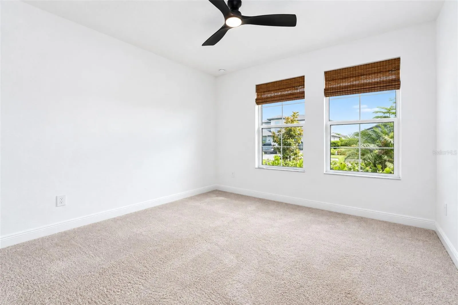 237 VISTERA BLVD