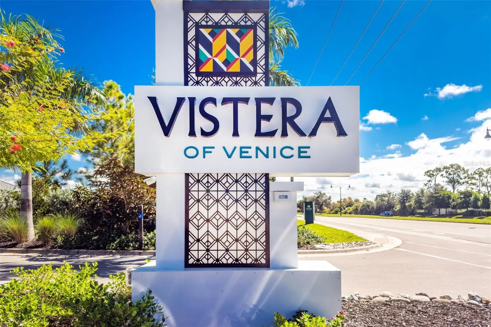 237 VISTERA BLVD