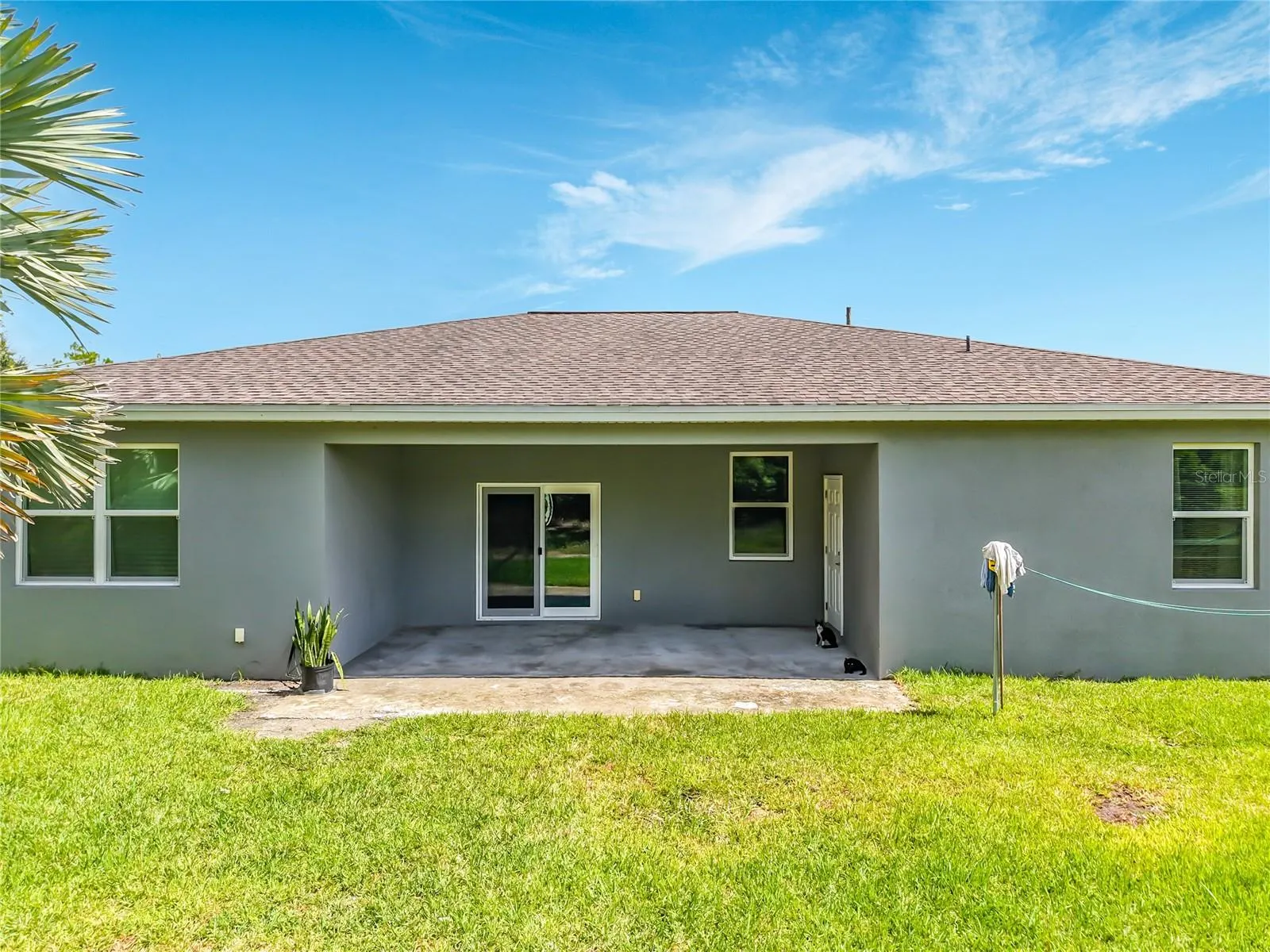 6027 ACORN CIR