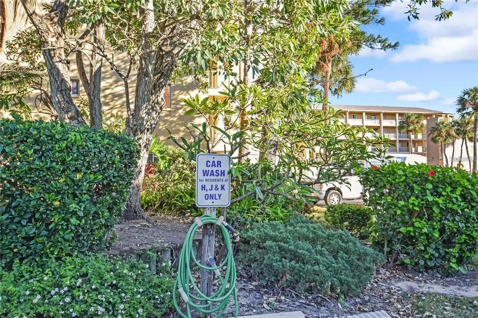 3617 LAKE BAYSHORE DR #401 #401