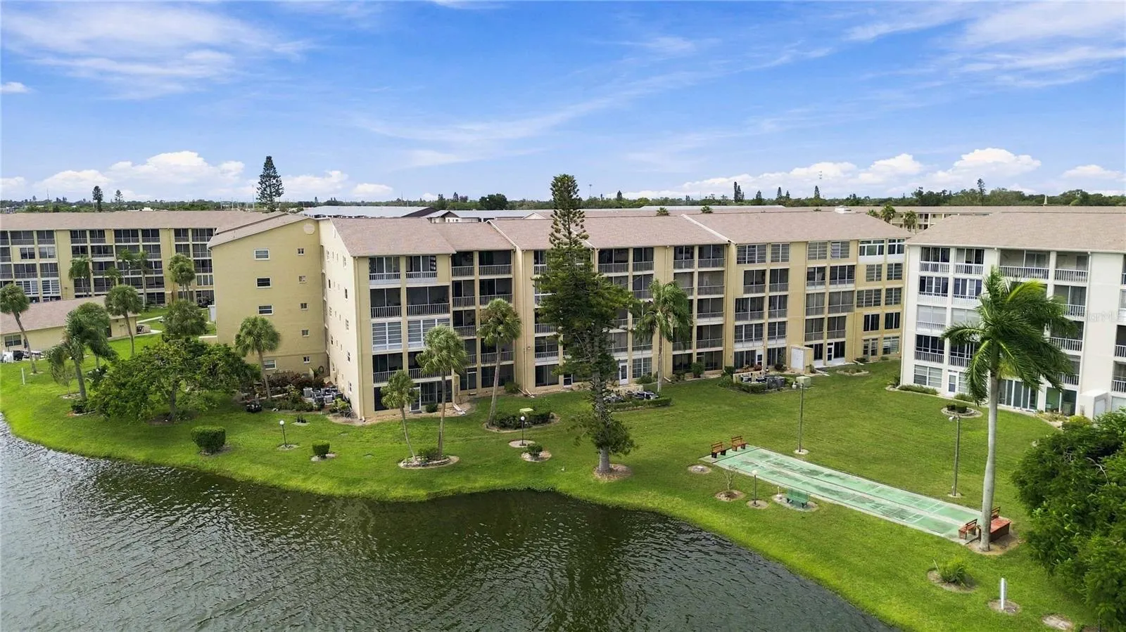 3617 LAKE BAYSHORE DR #401 #401