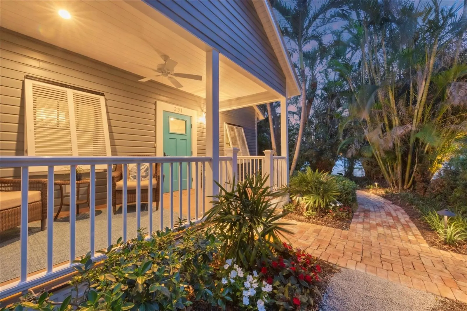 291 PALM AVE