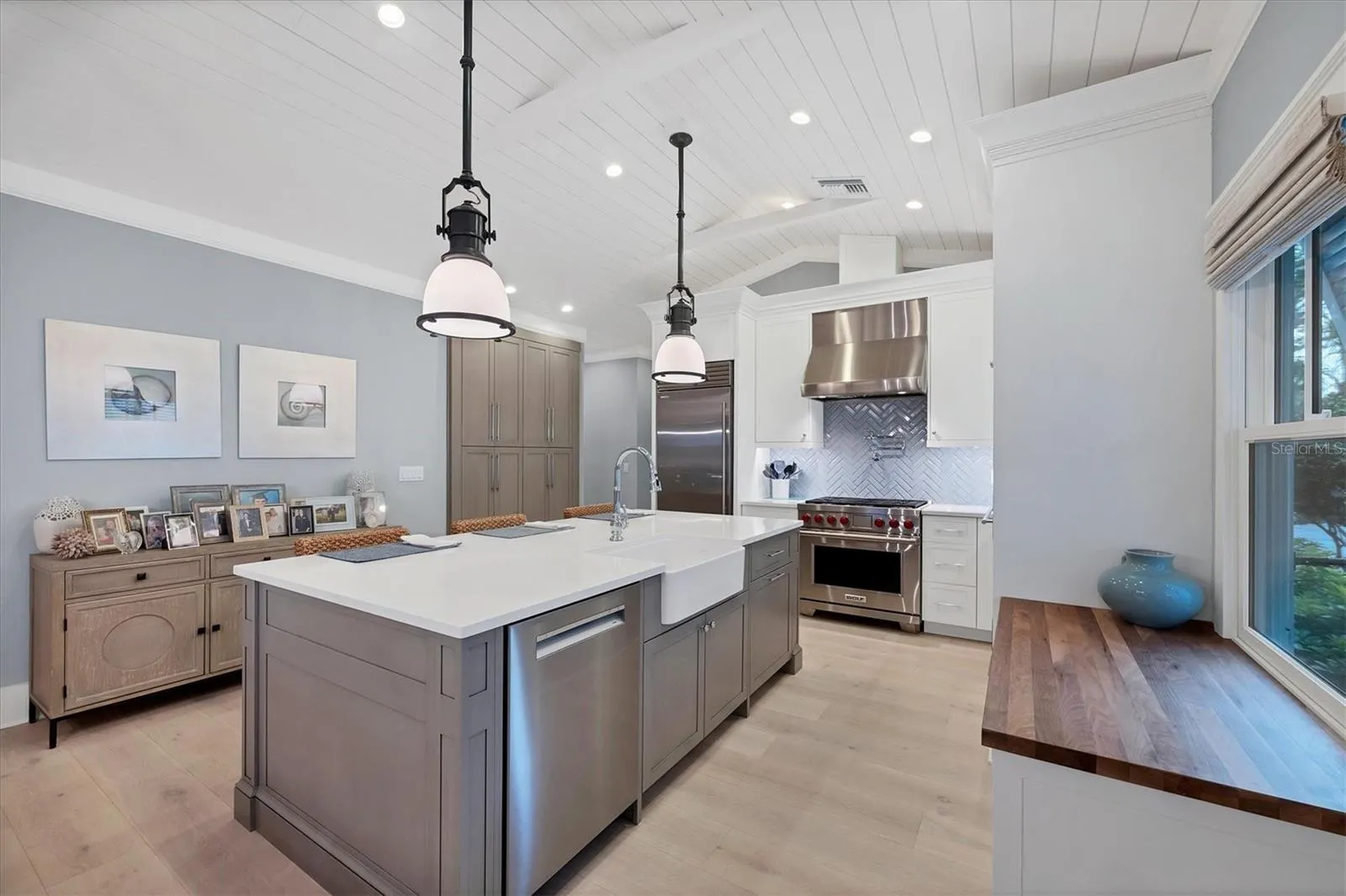 291 PALM AVE