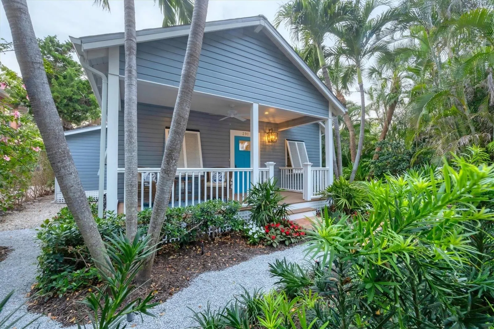 291 PALM AVE