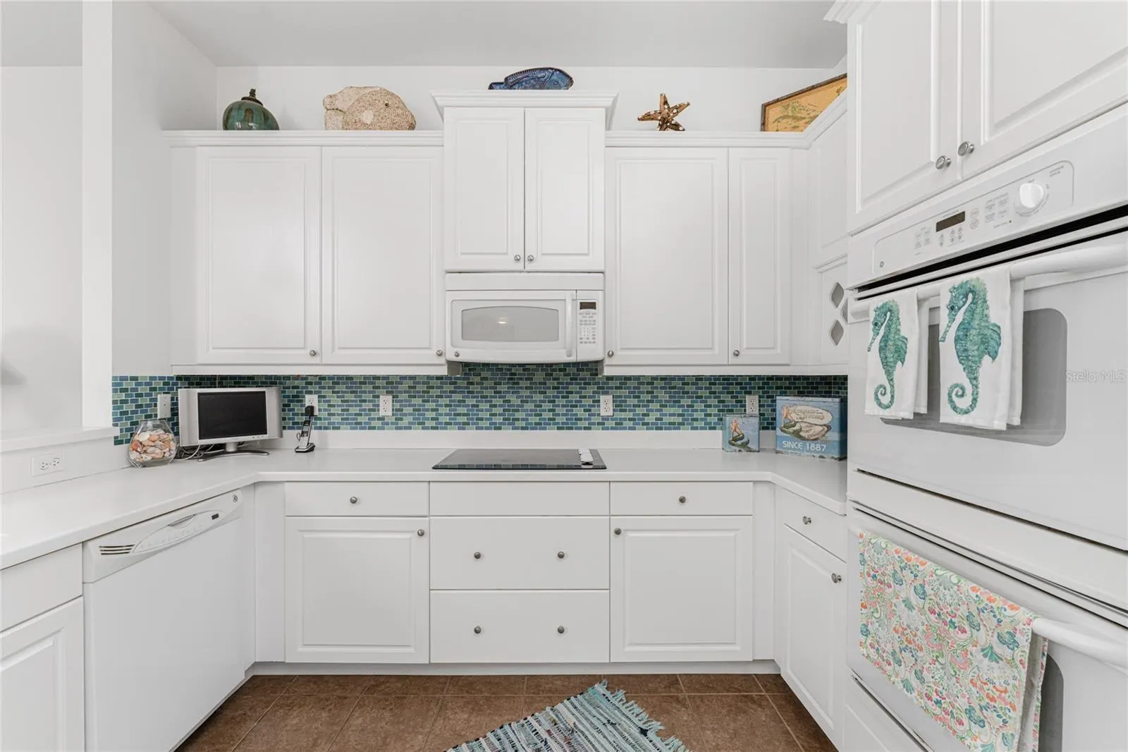 11100 HACIENDA DEL MAR BLVD #202 #202