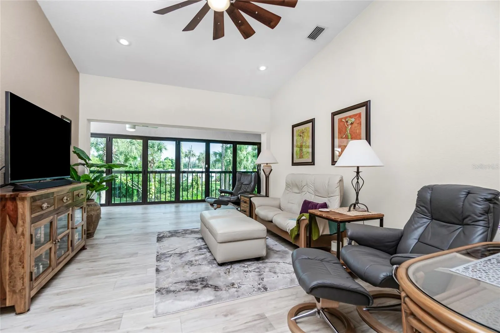4260 PLACIDA RD #9D #9D