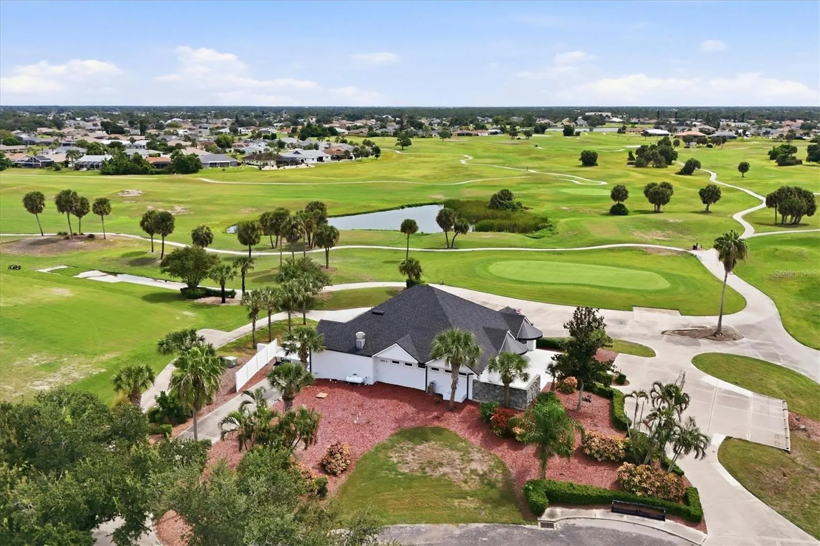1087 ROTONDA CIR