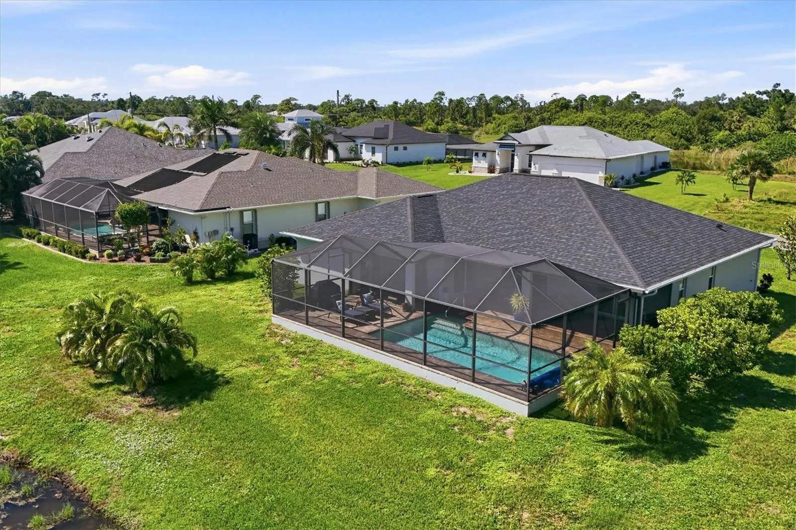 1087 ROTONDA CIR