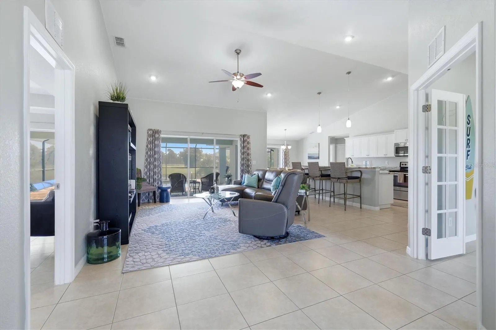 1087 ROTONDA CIR