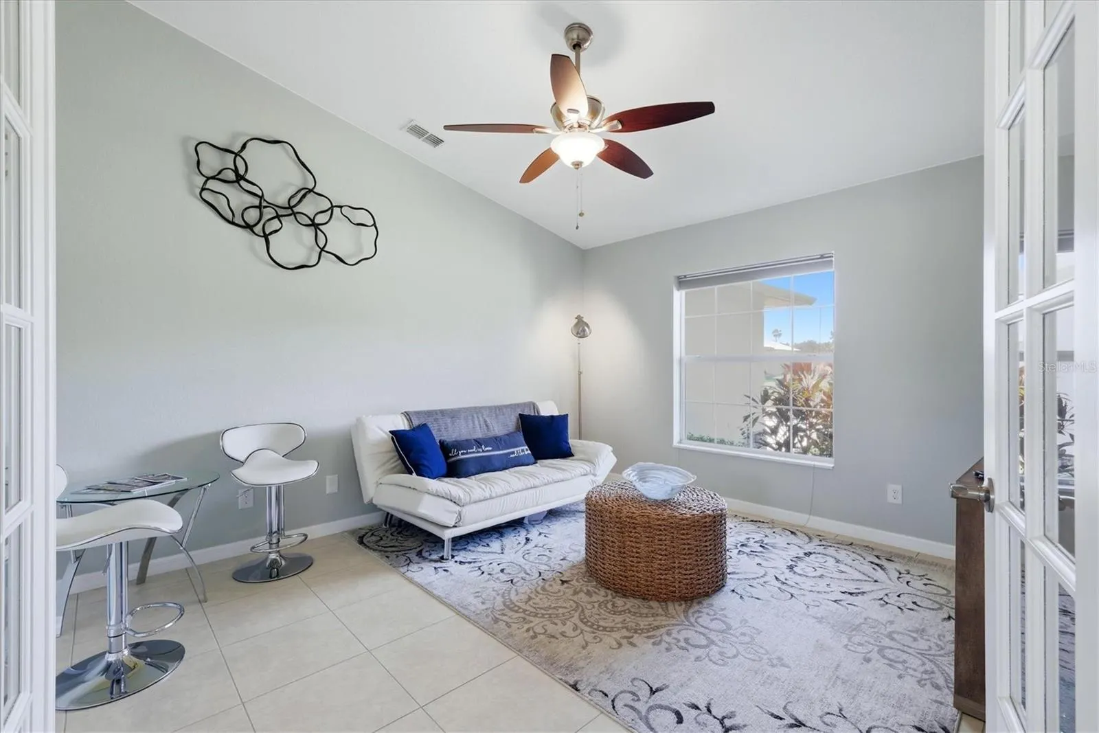 1087 ROTONDA CIR