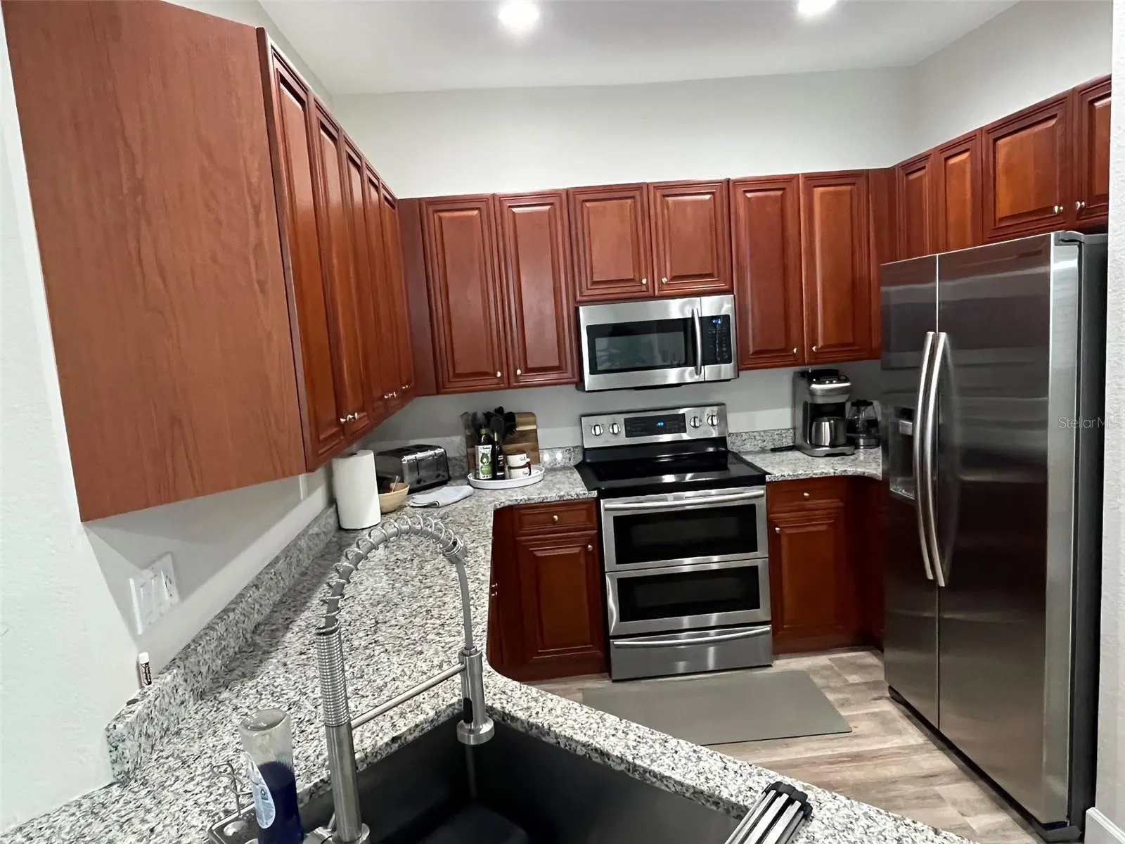 240 W END DR #821 #821
