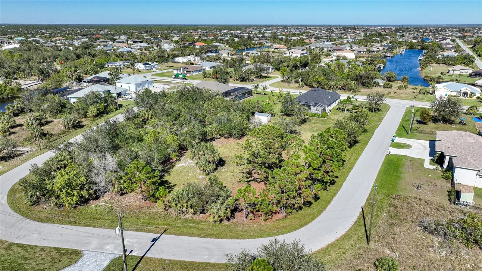 9531 & 9551 HORACE CIR