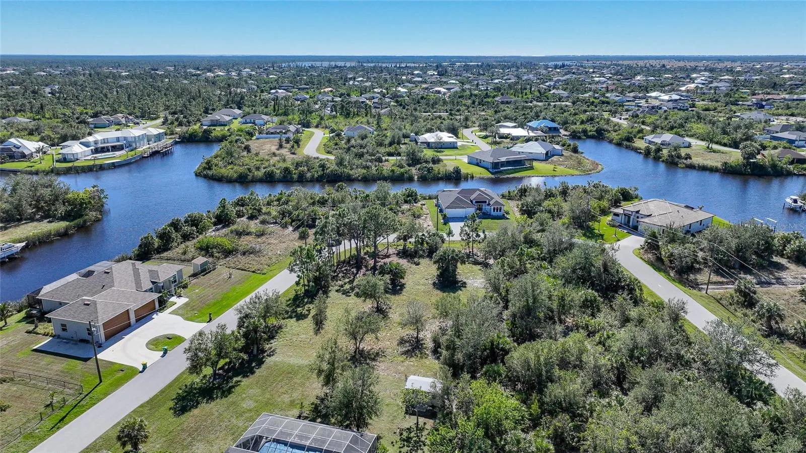9531 & 9551 HORACE CIR